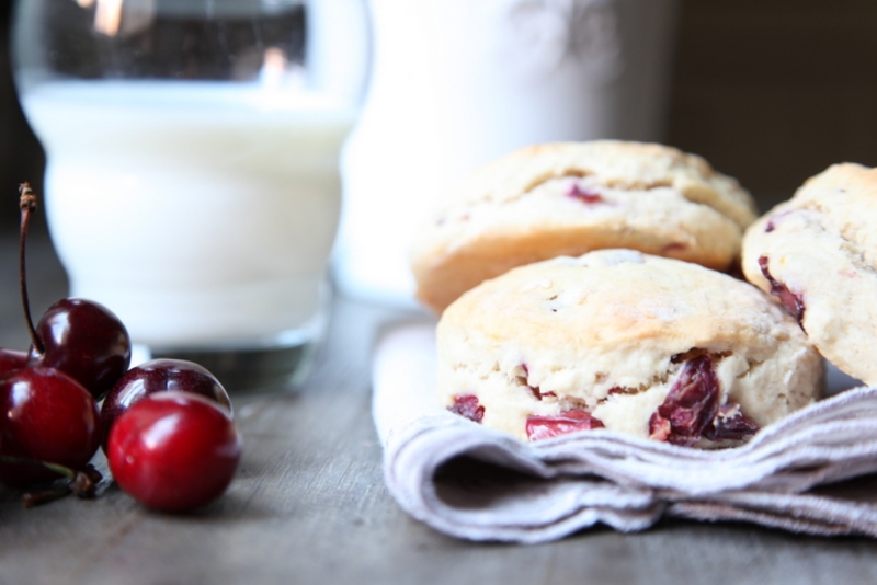 pici-e-castagne-scones-alle-ciliegie-2