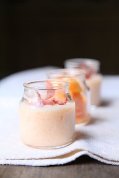 pici-e-castagne-mousse-di-melone-e-prosciutto