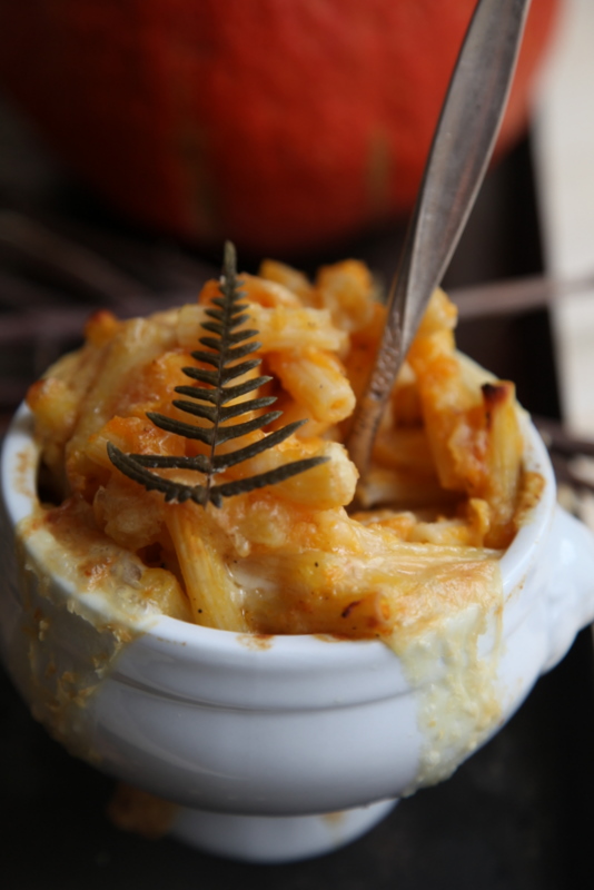 pici-e-castagne-pumpkin-mac-and-cheese-5