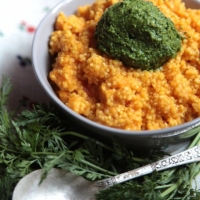 ZUPPA DI MIGLIO CON PESTO DI CIUFFI DI CAROTE