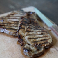 CARNE CON MARINATA ALLA SALSA DI SOIA E PATATE SPEZIATE