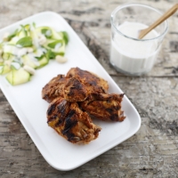 <span class="corsivo"> The Perfect Bite </span> : : POLLO ALL' HARISSA CON ZUCCHINE E ANACARDI