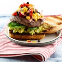 <span class="corsivo"> The Perfect Bite </span> : :  CIABATTA CON HAMBURGER E INSALATA DI MAIS