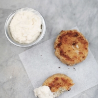 <span class="corsivo"> The Perfect Bite </span> : : COD CAKES AND AIOLI'