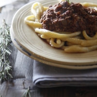 <span class="corsivo">Taste Of Tuscany </span> : : PICI CON RAGU' DI FEGATINI E FUNGHI