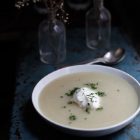 <span class="corsivo"> Comfort Food </span> : : ZUPPA DI PATATE ALL' AGLIO